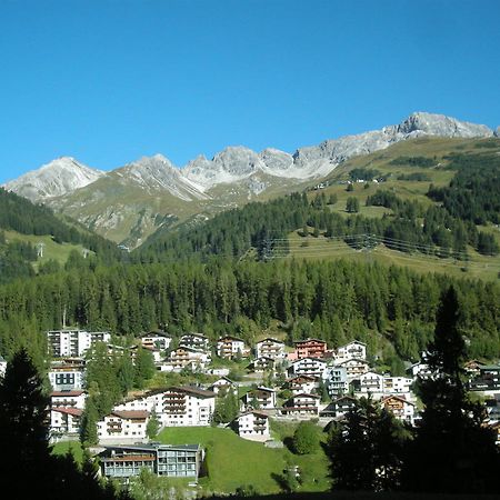 Haus Anton Schranz Apartamento Sankt Anton am Arlberg Exterior foto