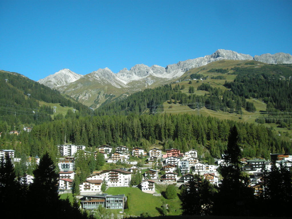 Haus Anton Schranz Apartamento Sankt Anton am Arlberg Exterior foto